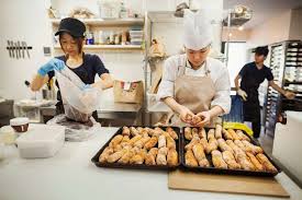 Thông báo tuyển đơn hàng Công nhân làm bánh mỳ
